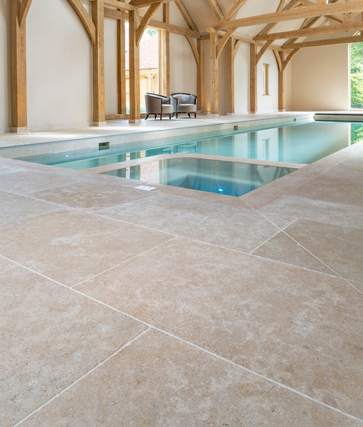 Wychwood Limestone Tumbled & Etched Finish
