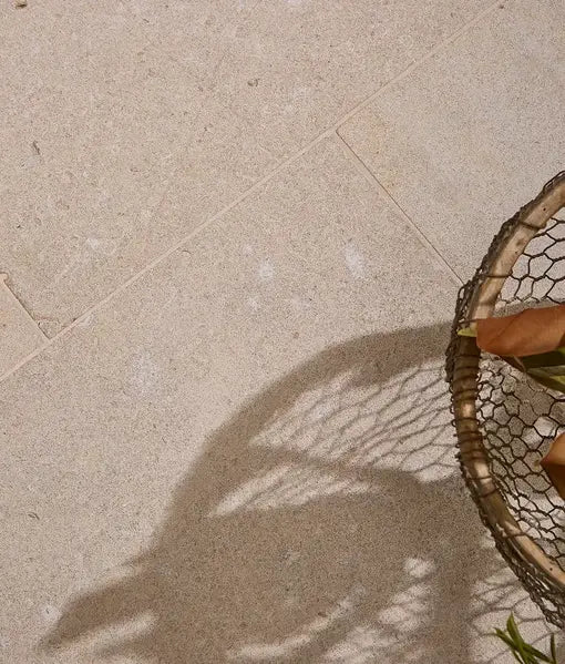 Wychwood Limestone Etched Finish