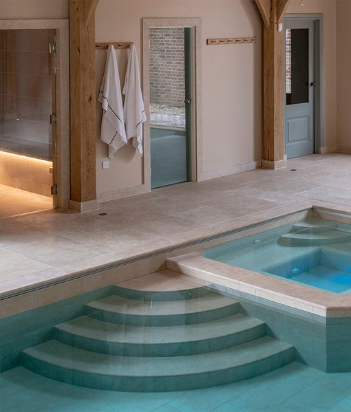 Wychwood Limestone Tumbled & Etched Finish